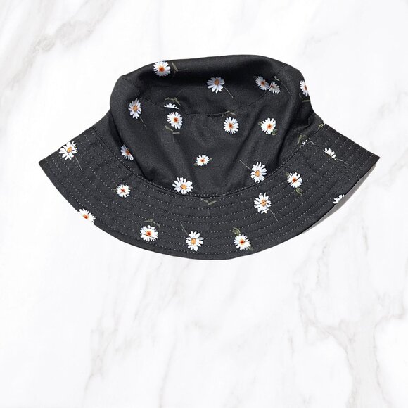Alice +‎ Olivia Reversible Daisy Print Bucket Hat, OS - Picture 4 of 5